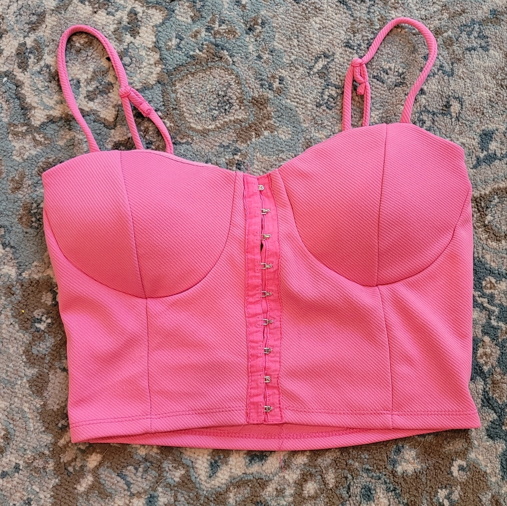 Medium Pink Clasp Front Crop Top Women's (Heart & Hips brand)